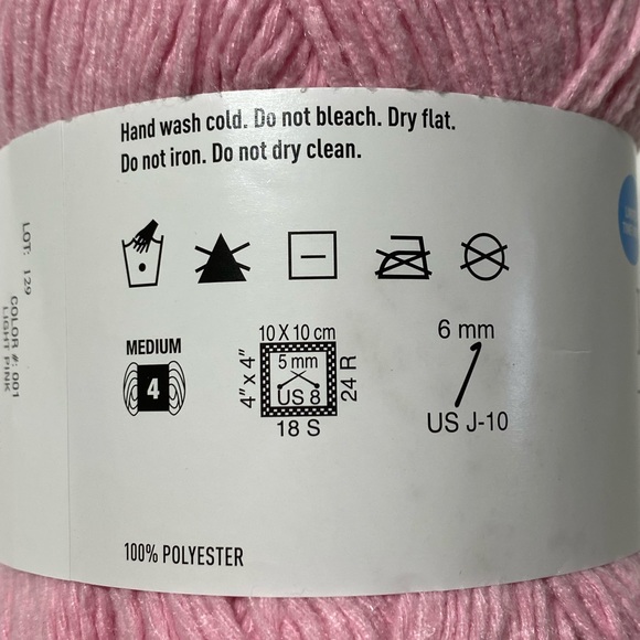 Bundle of 4 large skein of Loop Thread Baby Rainbow yarn skeins pink - Picture 9 of 9